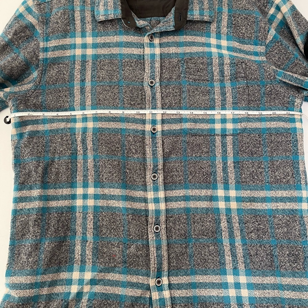 Prana Blue and Gray Textured Fabric Woodman Flannel Size Large - Picture 6 of 9